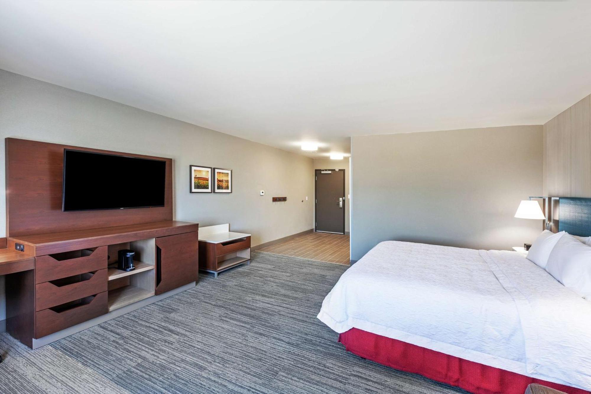 Hampton Inn Gardner Εξωτερικό φωτογραφία